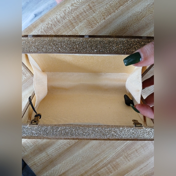 Kurt Geiger NWT Gold Sparkle with Bling Clutch/Crossbody - Picture 13 of 13
